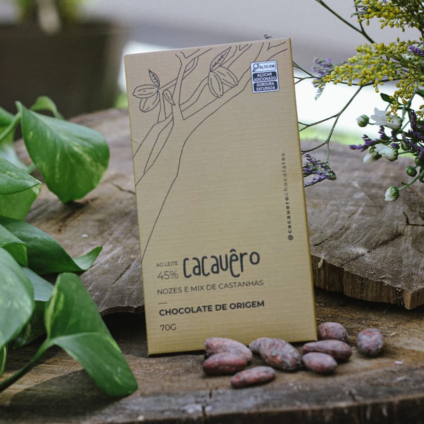 45% ao leite com mix de castanhas